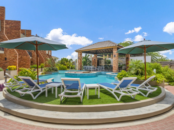 Noord – 3-Bedroom Luxury Townhomes