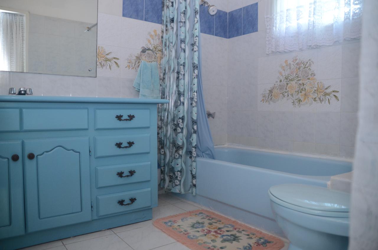 Prestigious 9 Bedroom Mansion For Sale, Pompano Bay, Tower Isle, St. Mary Parish