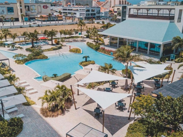 Palm Beach – Spacious 2-Bedroom Condo