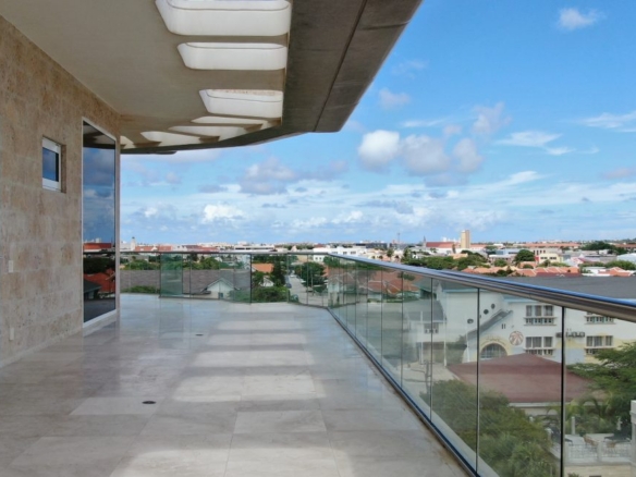 Oranjestad – Sea Front State of The Art, Ultra Luxurious Condos!