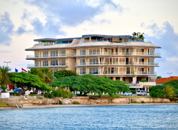 Oranjestad – Sea Front State of The Art, Ultra Luxurious Condos