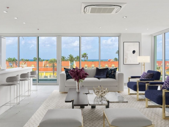 Eagle Beach – Modern Luxury Condominium