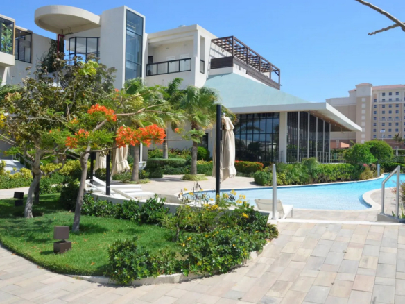 Oceanview Luxury Condo | 2BR  Palm Beach – Steps from the Beach