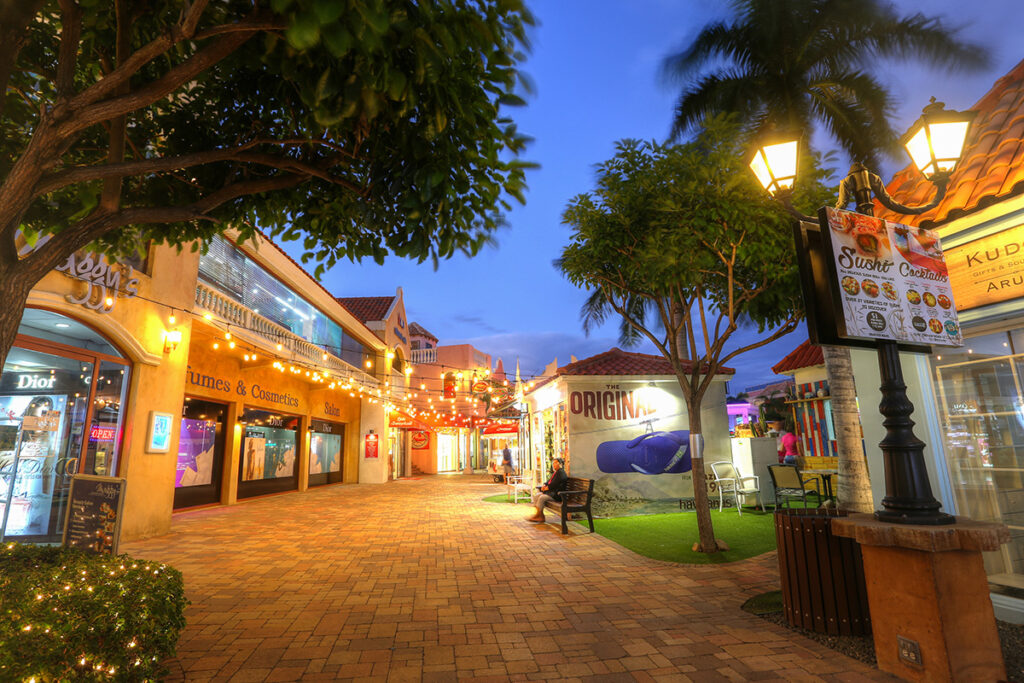 Commercial Space in the Heart of Palm Beach – 120 m² | Ground Floor Unit