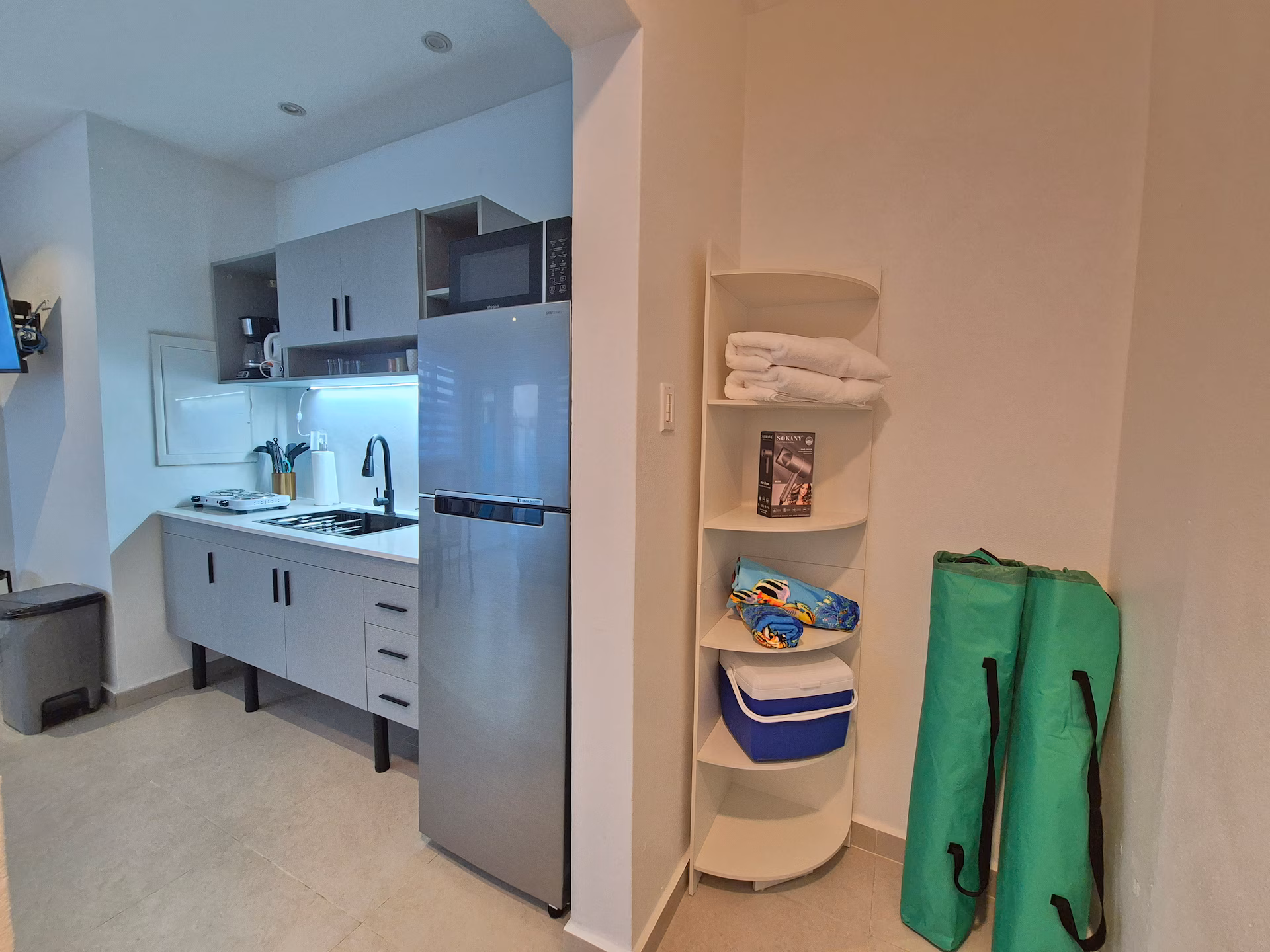 Bakval – 1-Bedroom Apartment for Weekly Rent in Noord, Aruba Minutes from Palm Beach