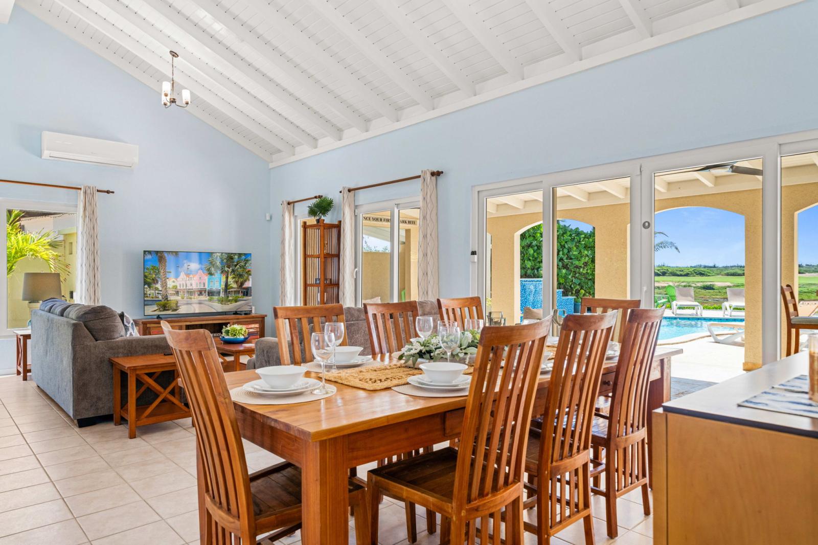 Beautiful Tierra del Sol Villa Aruba with Private Pool