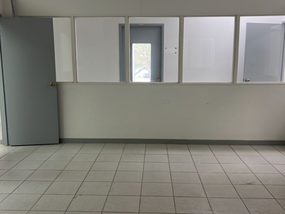 Prime 85 m² Modern Office Suite – Ready for Immediate Occupation
